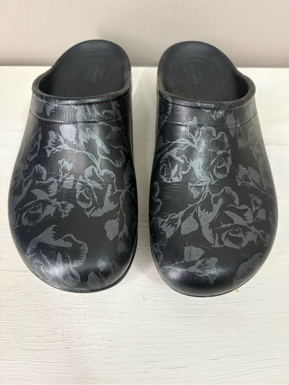 CROCS Black/Grey Floral-Print Slip-On Clogs